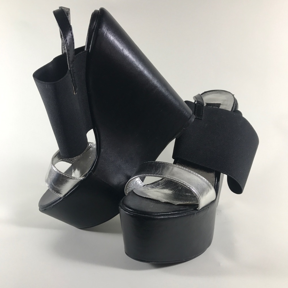 Deena & Ozzy Platform heels size 8
